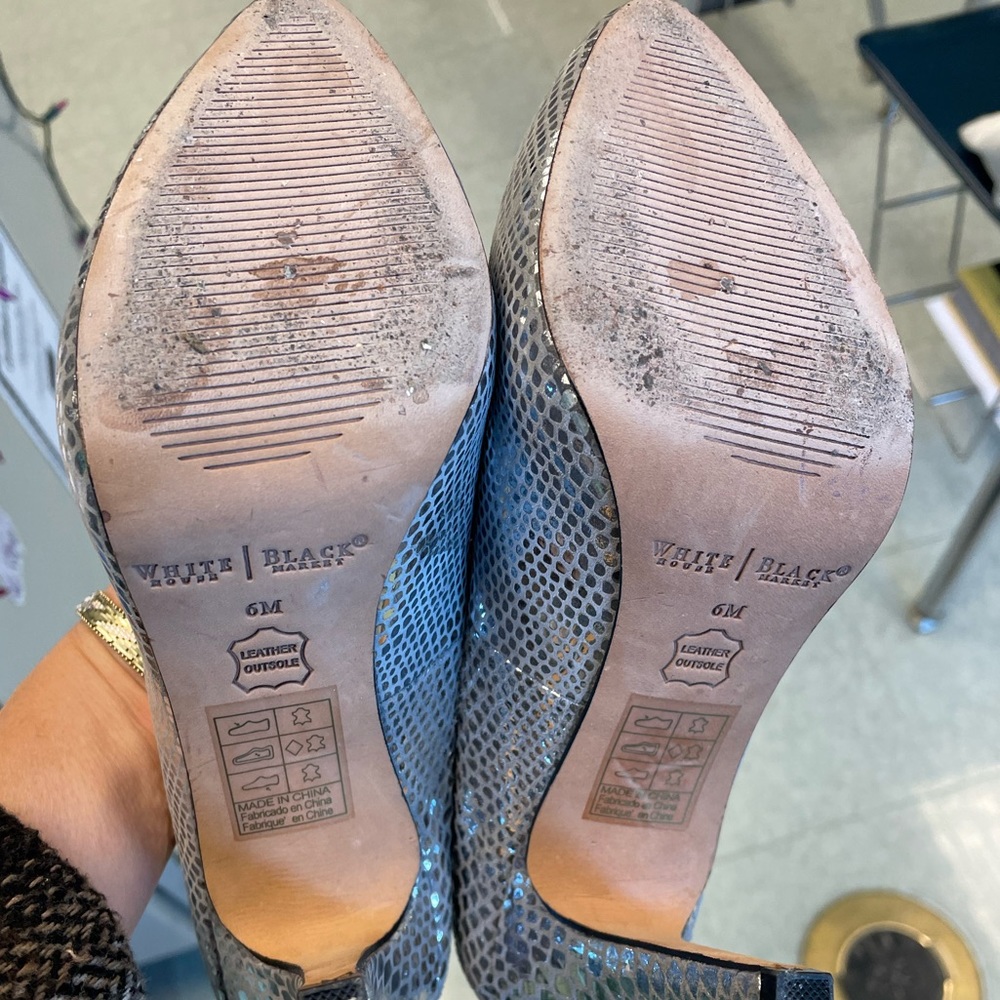 WHBM Silver Faux Snake Skin Heels - Picture 6 of 7